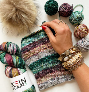 The Dark Materials Minis Hat Kit